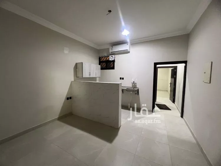 شقة للإيجار في شارع العزيزية الفرعي, حي العزيزية, مدينة الرياض, منطقة الرياض صورة 3