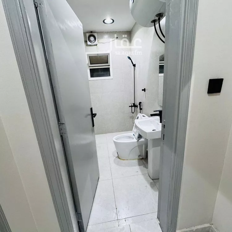 شقة للإيجار في شارع الامام محمد اسماعيل الصنفاني, حي الخليج, مدينة الرياض, منطقة الرياض صورة 2