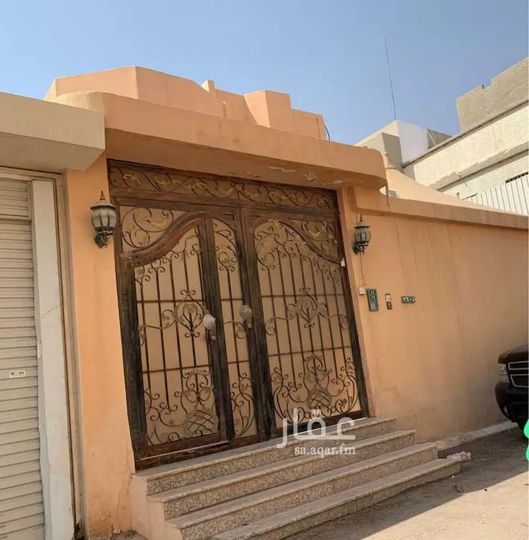 فيلا للبيع في شارع أحمد الطوسي, حي المرسلات, مدينة الرياض, منطقة الرياض صورة 4