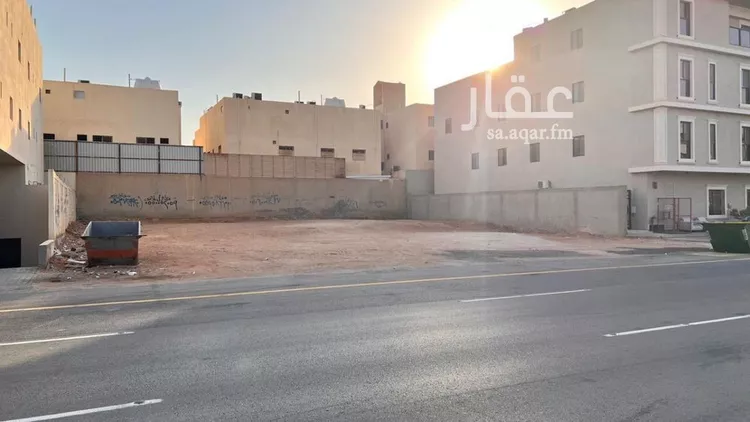 Land for Rent in Riyadh Al Yarmouk صورة 3