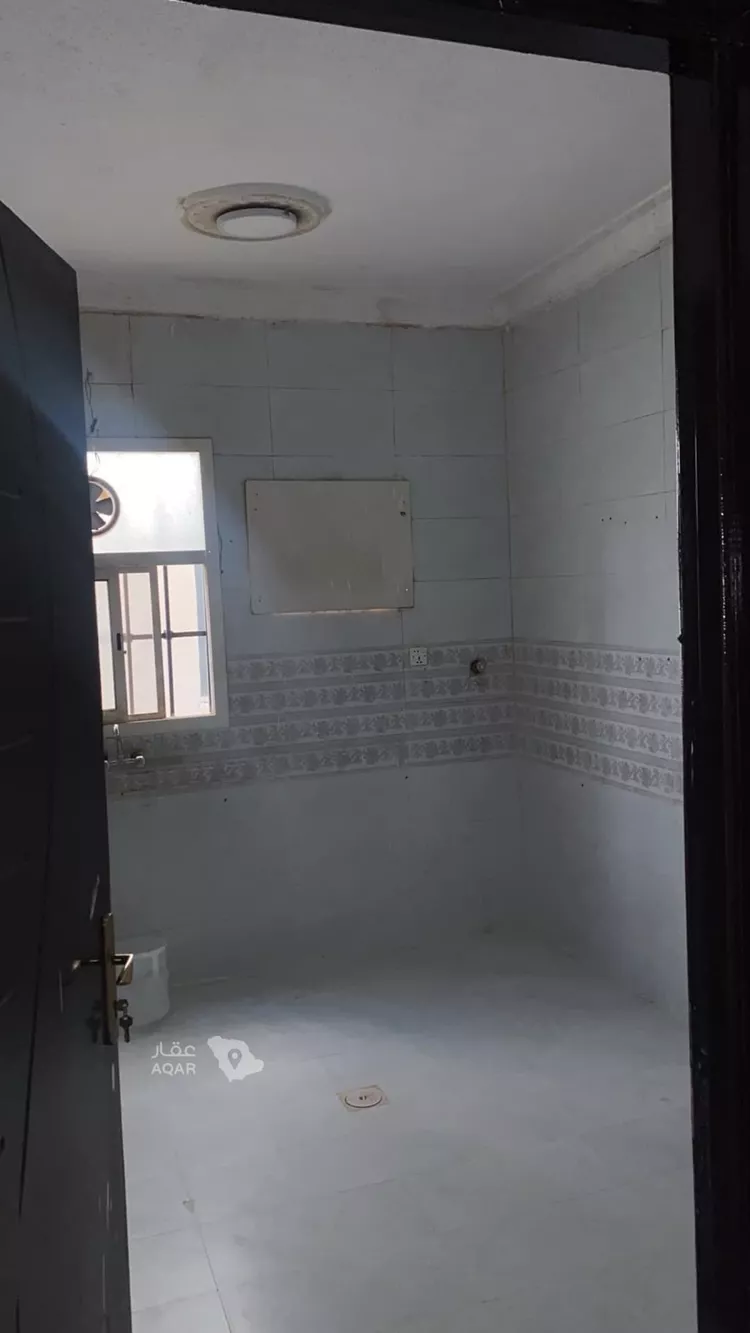 شقة للإيجار في شارع عبدالعزيز العبادي, حي الرمال, مدينة الرياض, منطقة الرياض