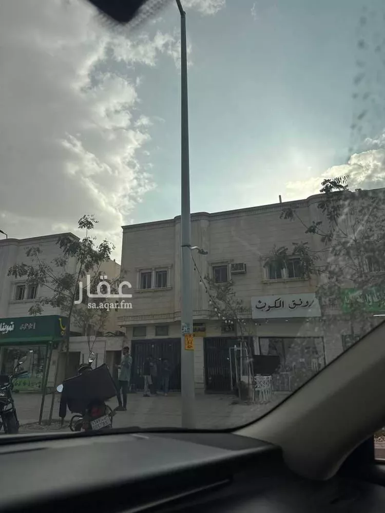 عمارة للبيع في شارع اسماء بنت ابي بكر ، حي طويق ، الرياض ، منطقة الرياض صورة 2