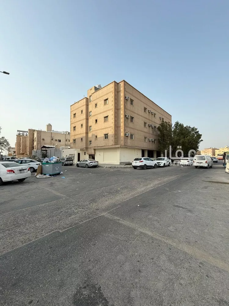 عمارة للبيع في شارع ابو محمد الجواهري, حي الأثير, مدينة الدمام, المنطقة الشرقية صورة 4