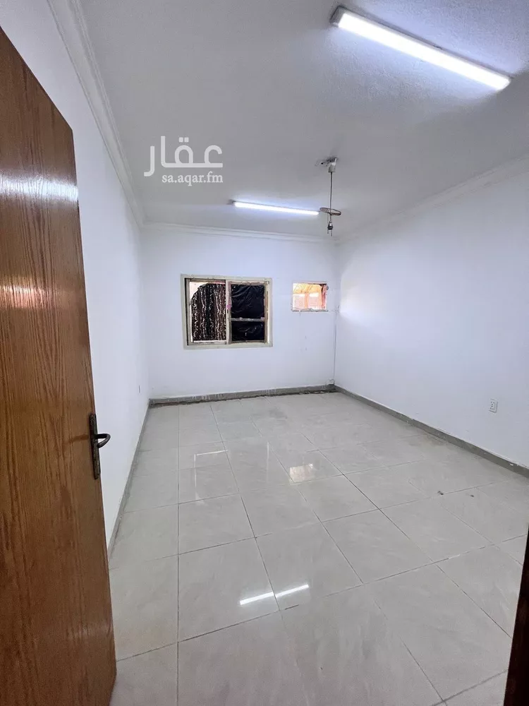 شقة للإيجار في شارع الثاني, حي الثقبة, مدينة الخبر, المنطقة الشرقية صورة 3