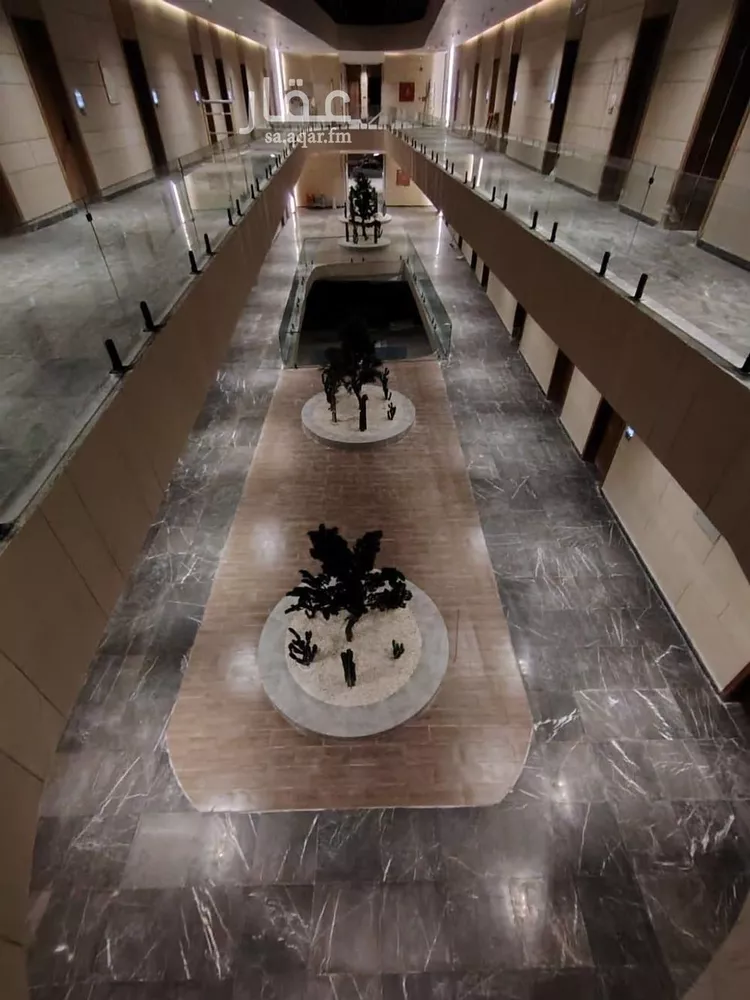 عمارة للإيجار في شارع عبدالله المويس, حي الرمال, مدينة الرياض, منطقة الرياض صورة 2