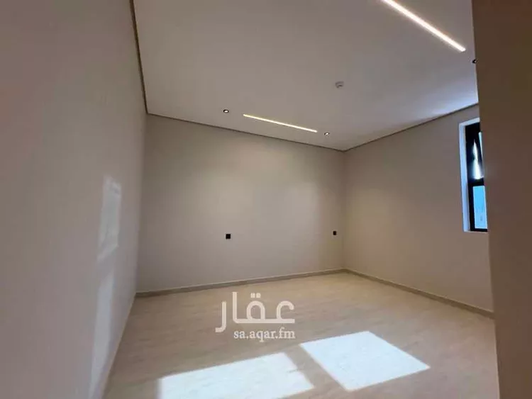 دور للبيع في شارع أحمد القروي, حي عكاظ, مدينة الرياض, منطقة الرياض 6