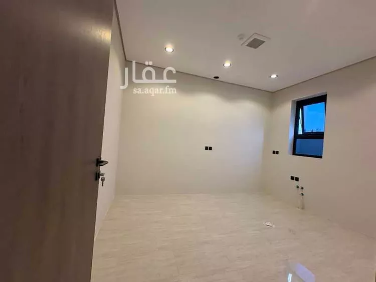 دور للبيع في شارع أحمد القروي, حي عكاظ, مدينة الرياض, منطقة الرياض 11