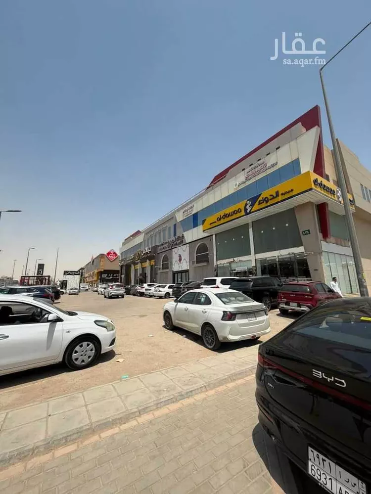 مجمع للإيجار في شارع انس بن مالك لفرعي, حي الياسمين, مدينة الرياض, منطقة الرياض صورة 4