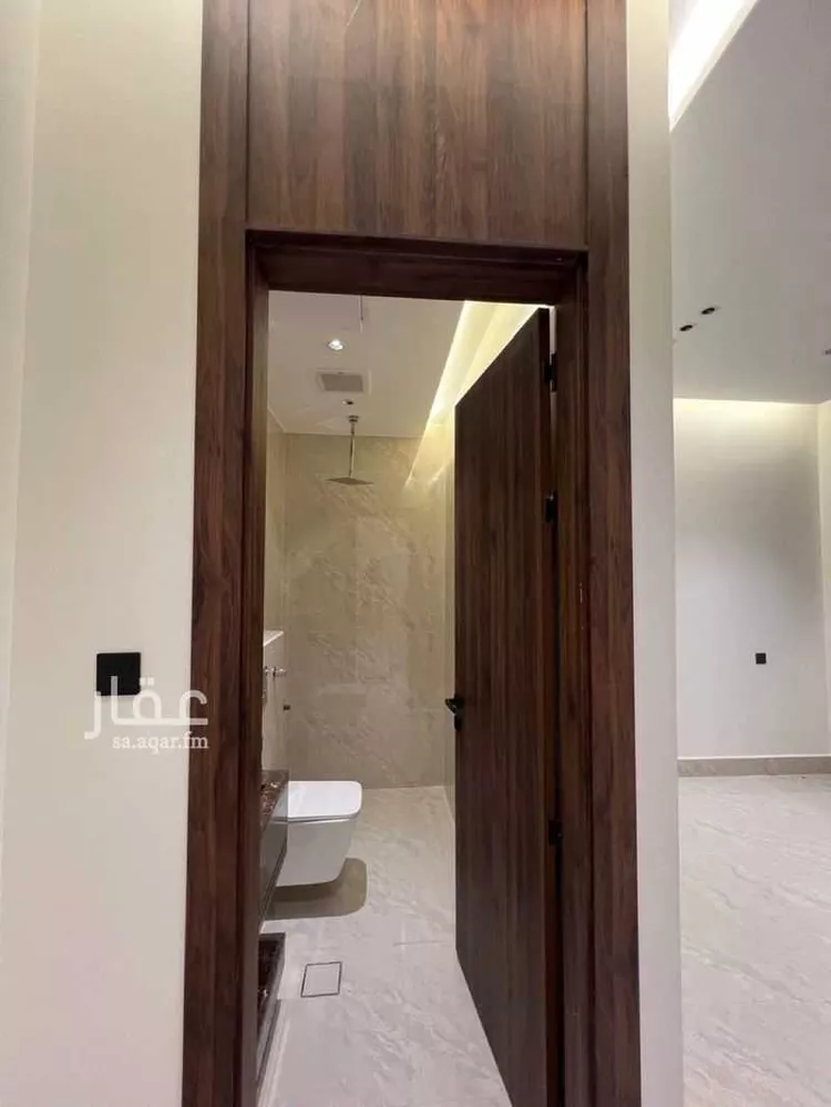 دور للبيع في شارع الحسن بن دينار, حي عكاظ, مدينة الرياض, منطقة الرياض صورة 5