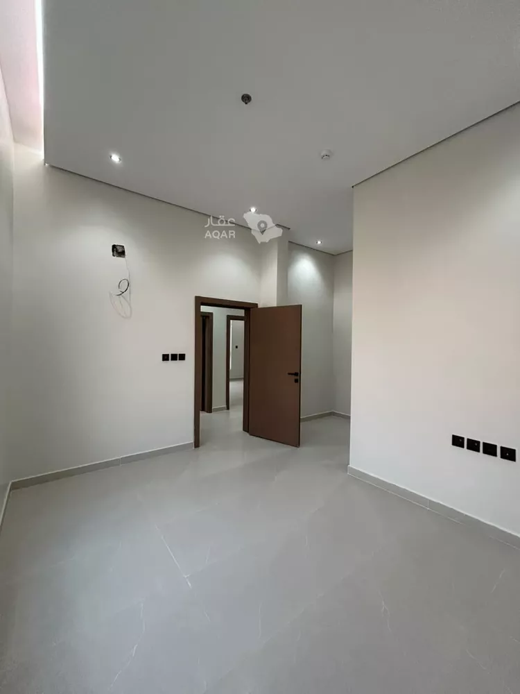 شقة للبيع في شارع ابن أبي الشكر الفلكي, حي المهدية, مدينة الرياض, منطقة الرياض 13
