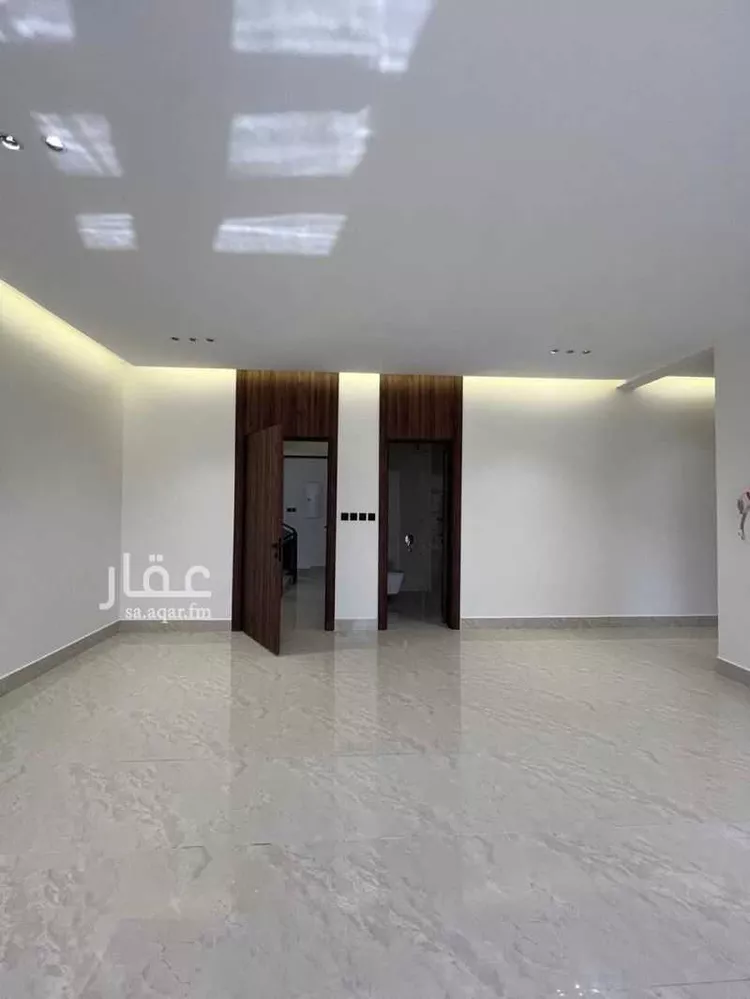 دور للبيع في شارع الحسن بن دينار, حي عكاظ, مدينة الرياض, منطقة الرياض صورة 4
