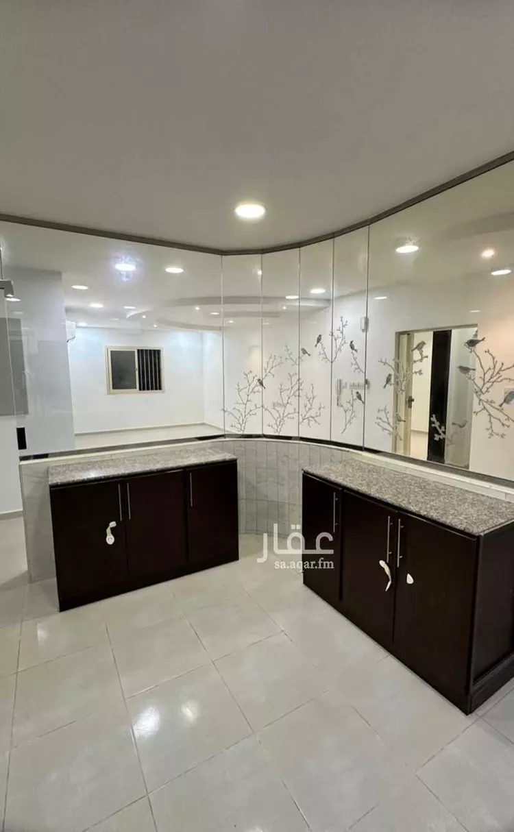 شقة للإيجار في شارع سكاكا, حي القصور, مدينة الظهران, المنطقة الشرقية صورة 2