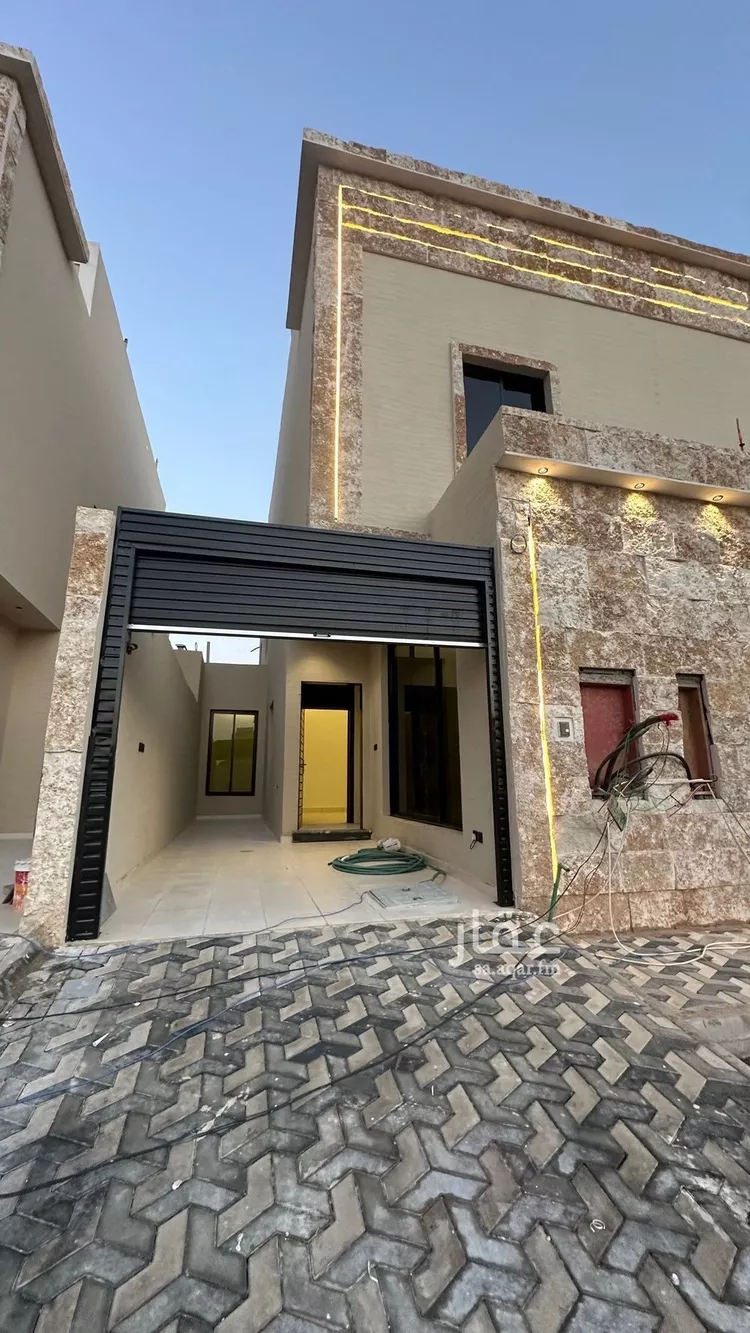 Floor for Sale in Riyadh Tuwaiq 6