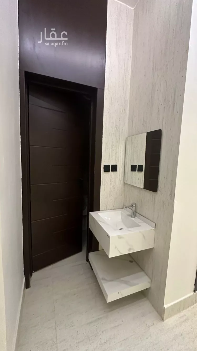 Floor for Sale in Riyadh Tuwaiq 14