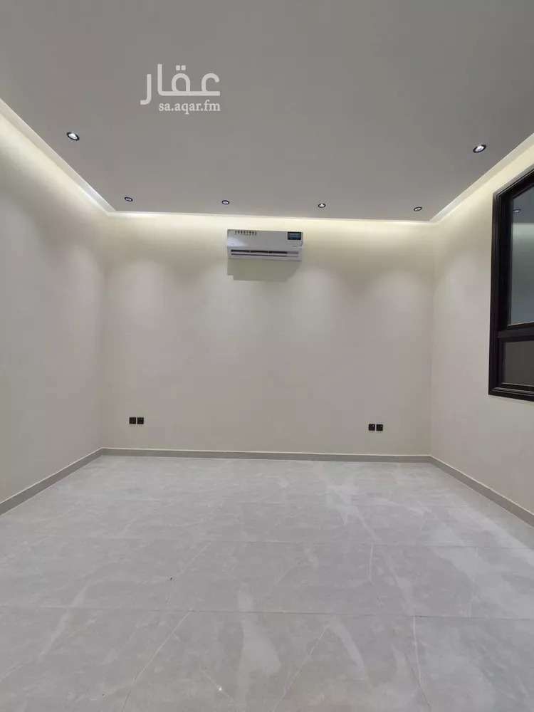 Floor for Sale in Riyadh Al Arid