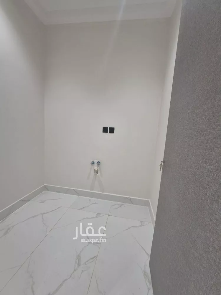 شقة للبيع في شارع أبي العلاء محمد بن الفقيه, حي الرمال, مدينة الرياض, منطقة الرياض 6