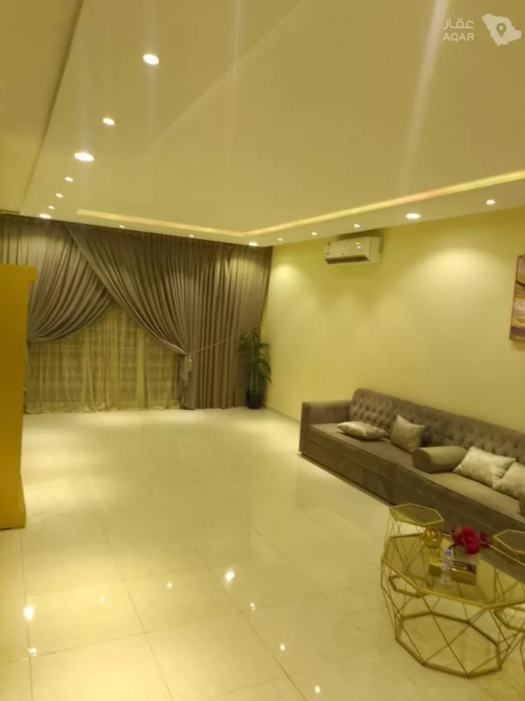 فيلا للإيجار في شارع حلل بنت أبي المكارم, حي المهدية, مدينة الرياض, منطقة الرياض 12