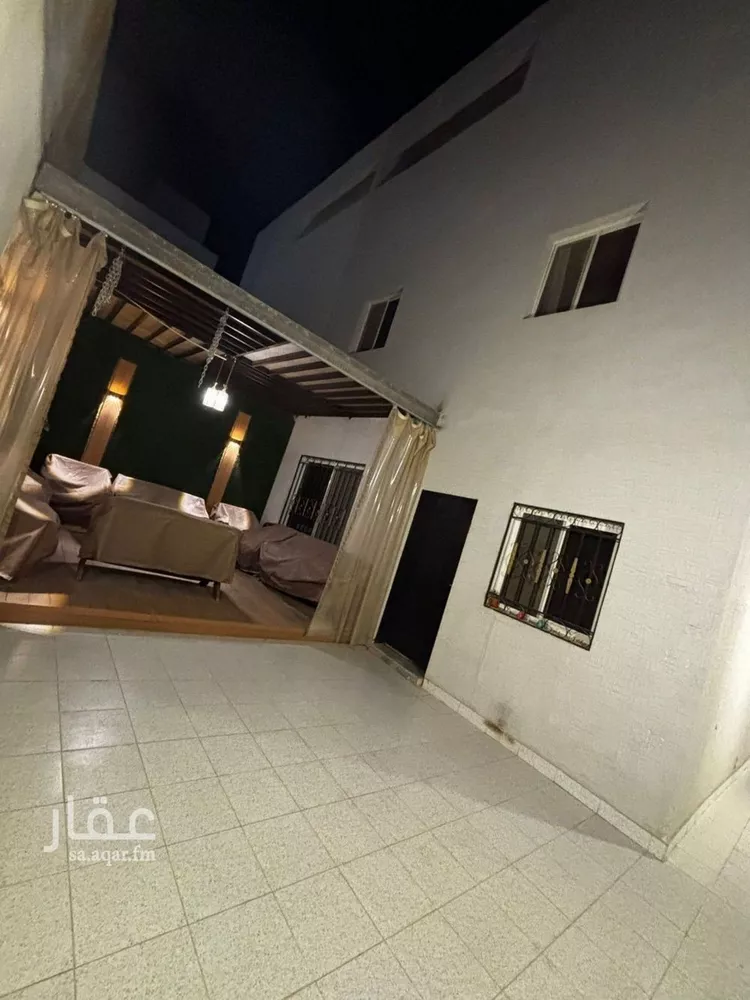 فيلا للبيع في شارع طلحة الصالحاني, حي عكاظ, مدينة الرياض, منطقة الرياض صورة 4