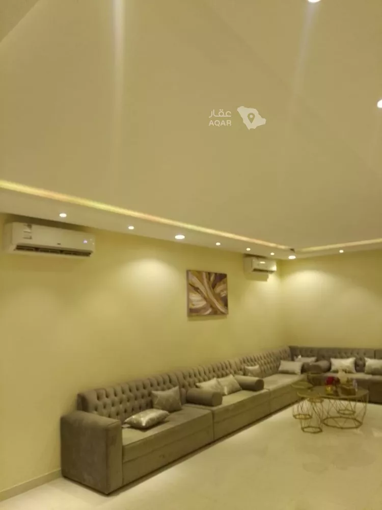 فيلا للإيجار في شارع حلل بنت أبي المكارم, حي المهدية, مدينة الرياض, منطقة الرياض 2