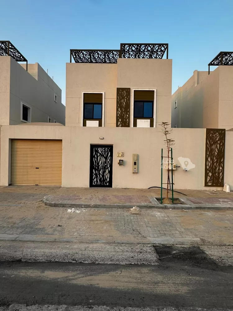 فيلا للإيجار في شارع حفر الباطن, حي الإسكان الشمالي, مدينة الدمام, المنطقة الشرقية