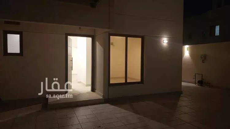 فيلا للإيجار في شارع خزيمة بن ثابت, حي الفرسان, مدينة الدمام, المنطقة الشرقية صورة 2