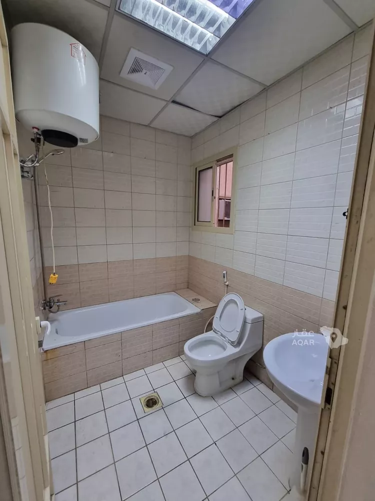 عمارة للإيجار في شارع الخبر, حي الخبر الجنوبية, مدينة الخبر, المنطقة الشرقية 15