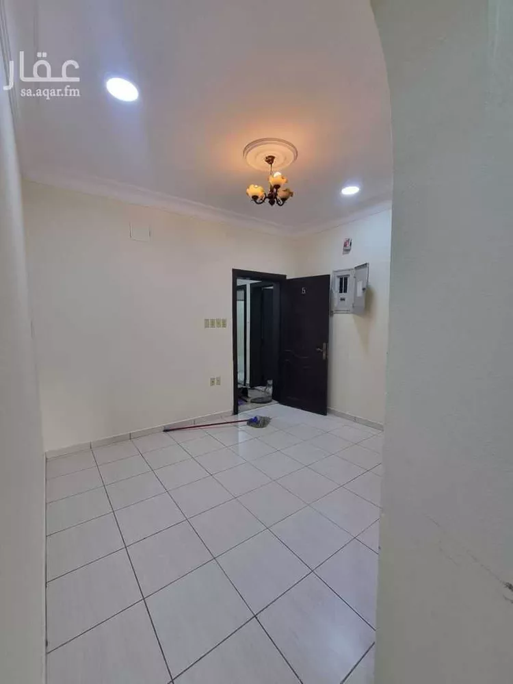 عمارة للإيجار في شارع ابها, حي الثقبة, مدينة الخبر, المنطقة الشرقية 14