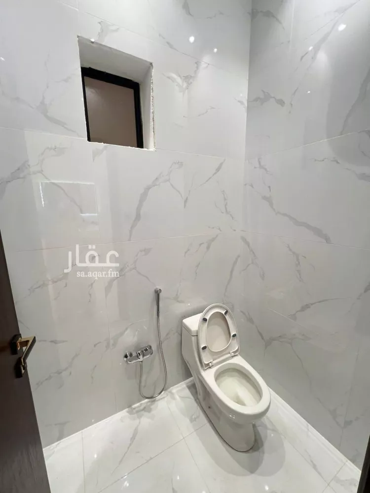 دور للبيع في شارع عرفات, حي الدار البيضاء, مدينة الرياض, منطقة الرياض صورة 3