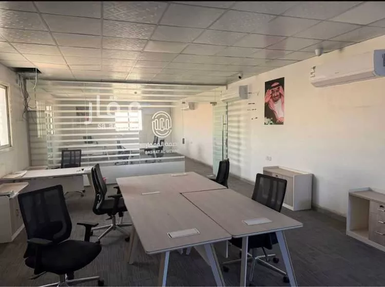 مكتب تجاري للإيجار في شارع ابي بكر الصديق, حي العارض, مدينة الرياض, منطقة الرياض