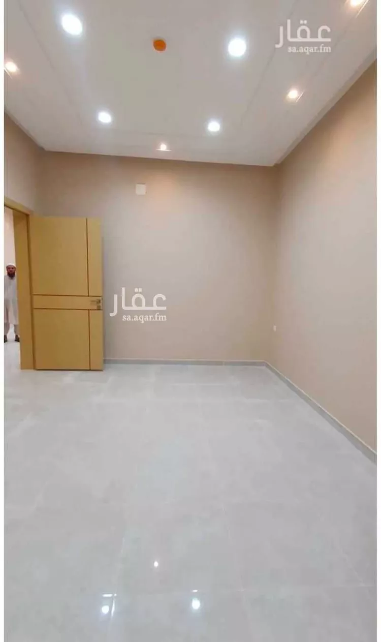 عمارة للإيجار في شارع نهاوند, حي العزيزية, مدينة الرياض, منطقة الرياض صورة 2