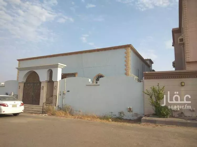 فيلا للبيع في شارع شارع الامير مقرن بن عبدالعزيز , حي غران, مدينة خليص, منطقة مكة المكرمة صورة 2