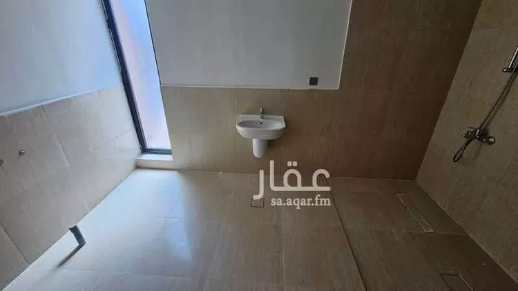 فيلا للإيجار في شارع الامير فيصل بن بندر بن عبدالعزيز الفرعي ، حي مطار الملك خالد الدولي ، الرياض ، منطقة الرياض 14
