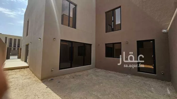 فيلا للإيجار في شارع الامير فيصل بن بندر بن عبدالعزيز الفرعي ، حي مطار الملك خالد الدولي ، الرياض ، منطقة الرياض 19