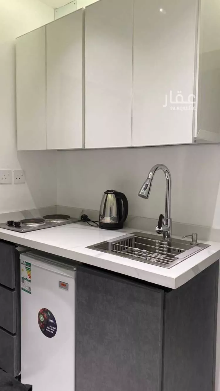 استديو مفروش للحجز في شارع ابن نبهان الكاتب ، حي العقيق ، الرياض ، منطقة الرياض صورة 4