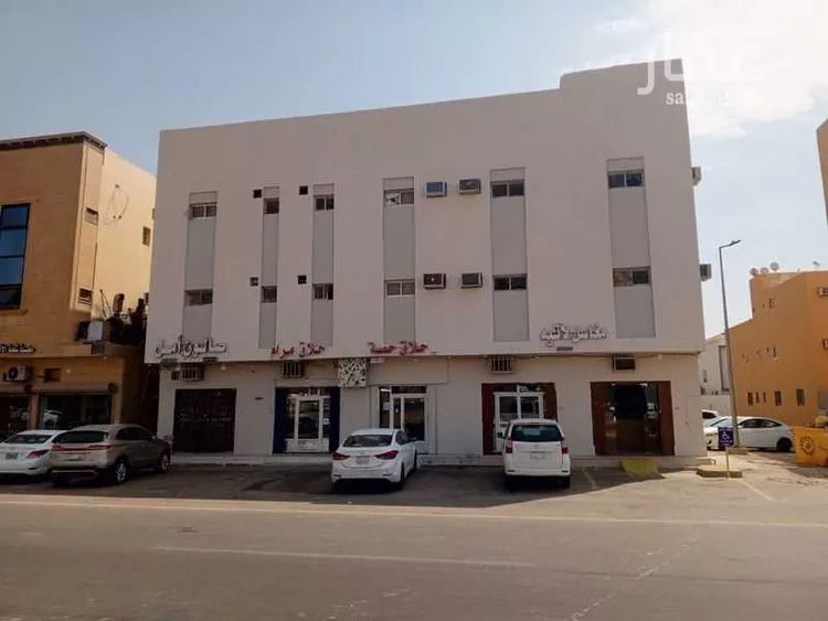 عمارة للبيع في شارع الامام مسلم, حي الأخضر, مدينة بريده, منطقة القصيم