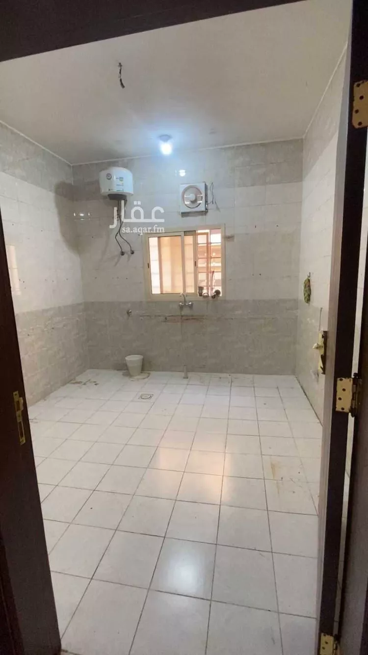 شقة للإيجار في شارع الشنانة ، حي السعادة ، الرياض ، منطقة الرياض صورة 2