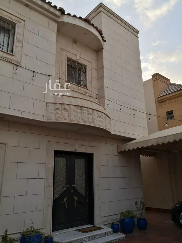فيلا للبيع في شارع الفئ, حي الربيع, مدينة الرياض, منطقة الرياض صورة 2