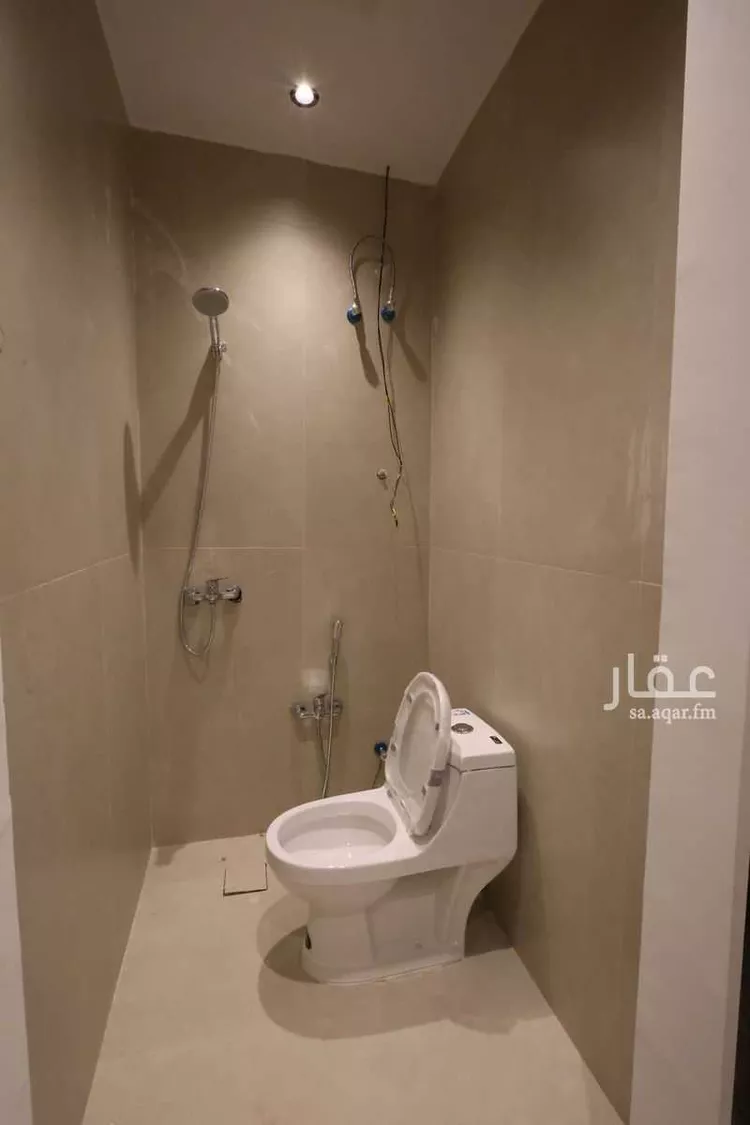 دور للبيع في شارع 2222, حي المعيزيلة, مدينة الرياض, منطقة الرياض 17