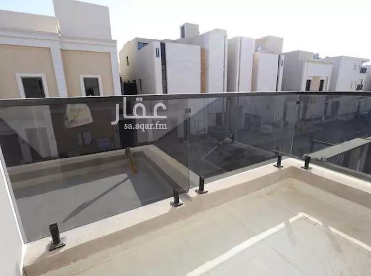دور للبيع في شارع 2222, حي المعيزيلة, مدينة الرياض, منطقة الرياض 18