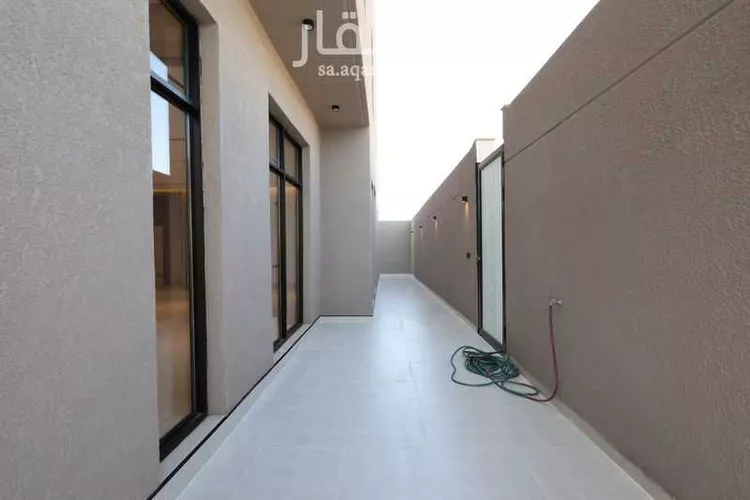 دور للبيع في شارع 2222, حي المعيزيلة, مدينة الرياض, منطقة الرياض صورة 3