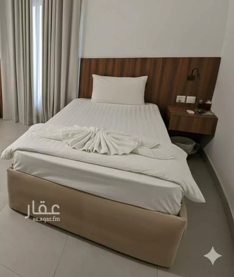 عمارة للبيع في شارع عامر ابن مخلد ، حي الملك فهد ، المدينة المنورة ، منطقة المدينة المنورة