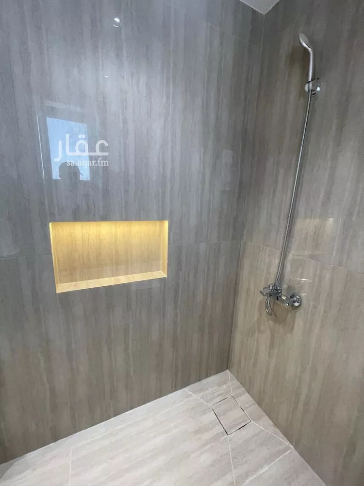شقة للإيجار في شارع ابن الطاهري, حي العروبة, مدينة الدمام, المنطقة الشرقية صورة 2