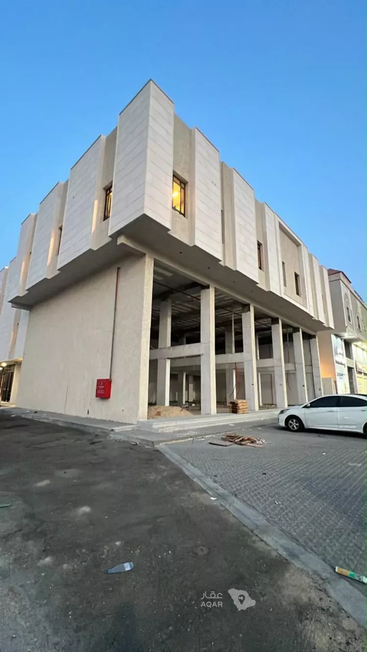 محل للإيجار في شارع عبدالله ابن الارقم, حي العروبة, مدينة الدمام, المنطقة الشرقية