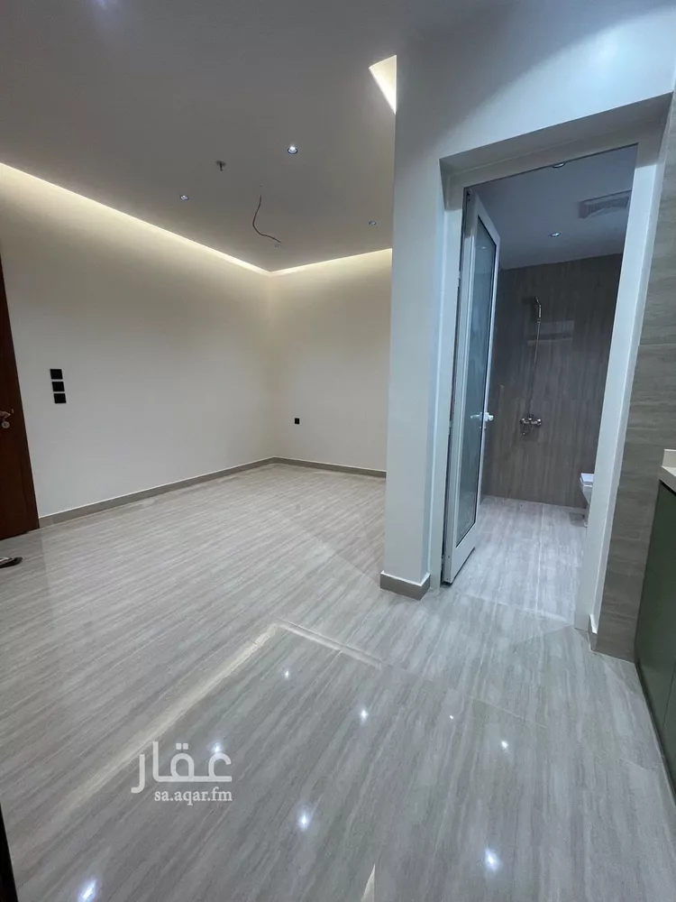 شقة للإيجار في شارع ابن الطاهري, حي العروبة, مدينة الدمام, المنطقة الشرقية صورة 2