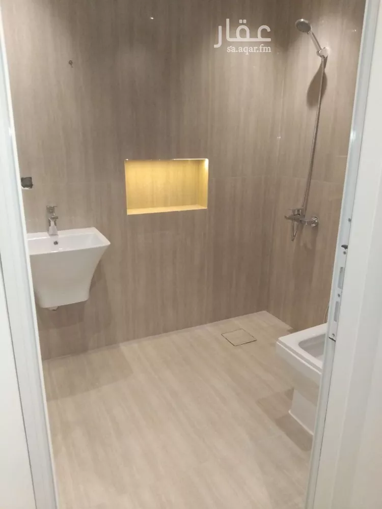 شقة للإيجار في شارع ابن الطاهري, حي العروبة, مدينة الدمام, المنطقة الشرقية صورة 4