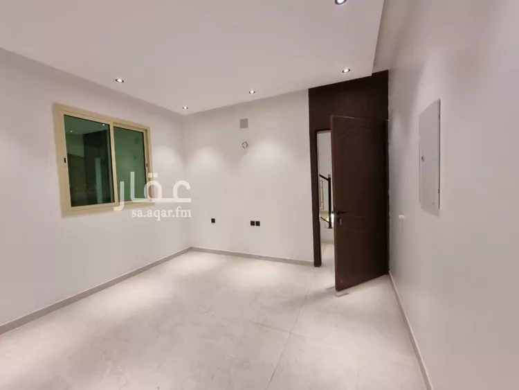 دور للبيع في شارع أبي الفوارس الحربي, حي الزهرة, مدينة الرياض, منطقة الرياض صورة 3