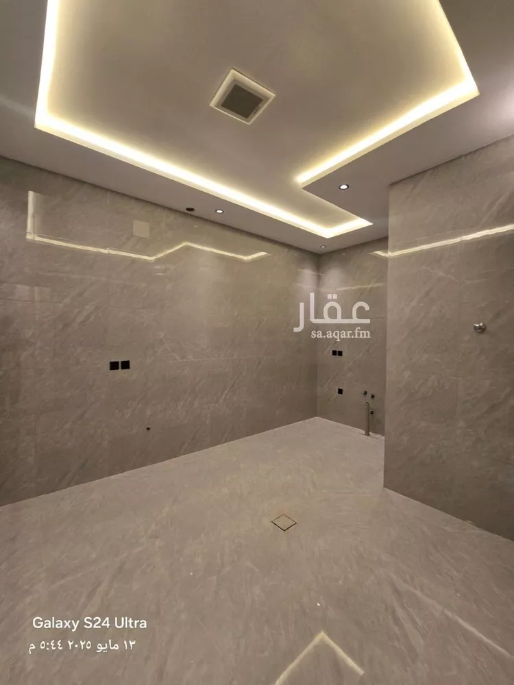 دور للبيع في شارع السخاء, حي بدر, مدينة الرياض, منطقة الرياض صورة 4