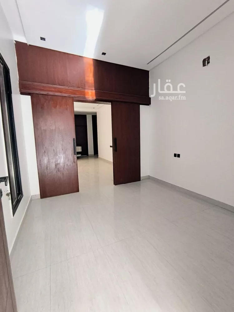دور للبيع في شارع المفتي, حي طويق, مدينة الرياض, منطقة الرياض صورة 3