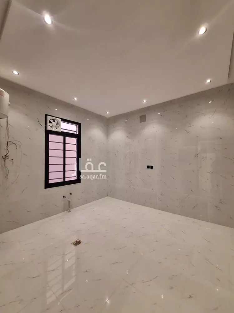 دور للبيع في شارع الامام مسلم الفرعي, حي بدر, مدينة الرياض, منطقة الرياض صورة 4