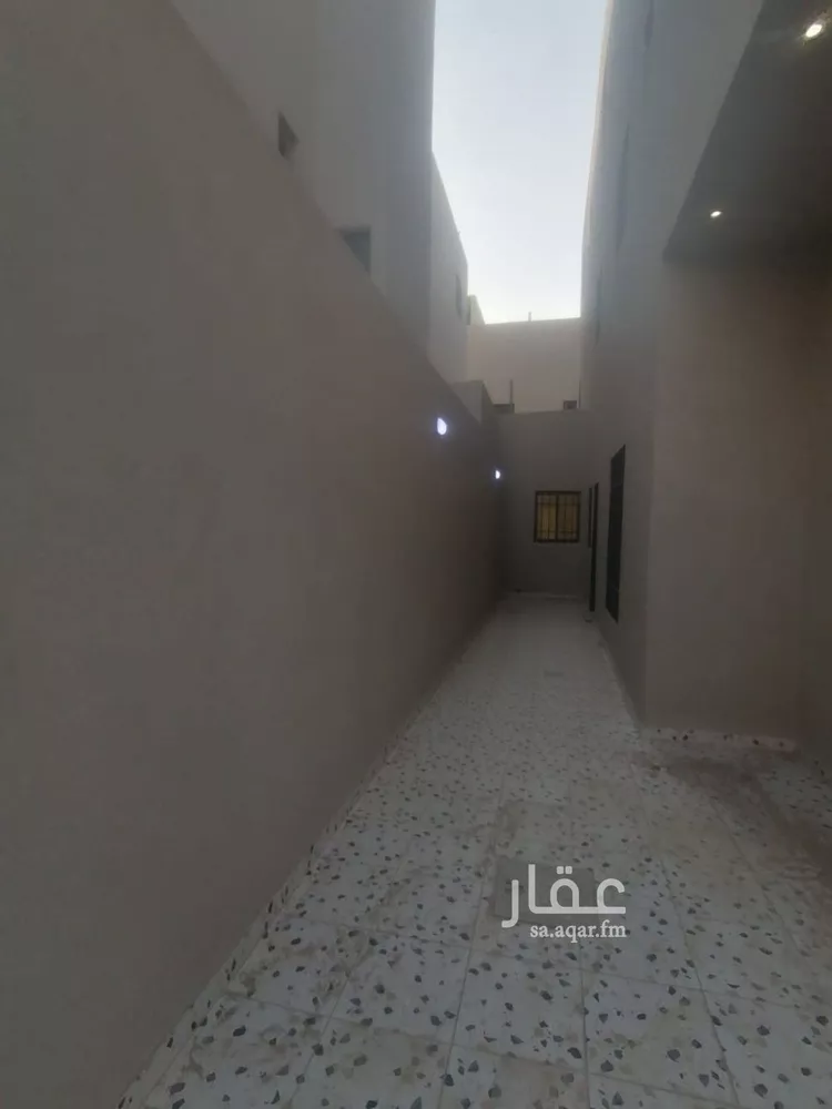 دور للبيع في شارع بدر, حي بدر, مدينة الرياض, منطقة الرياض صورة 5